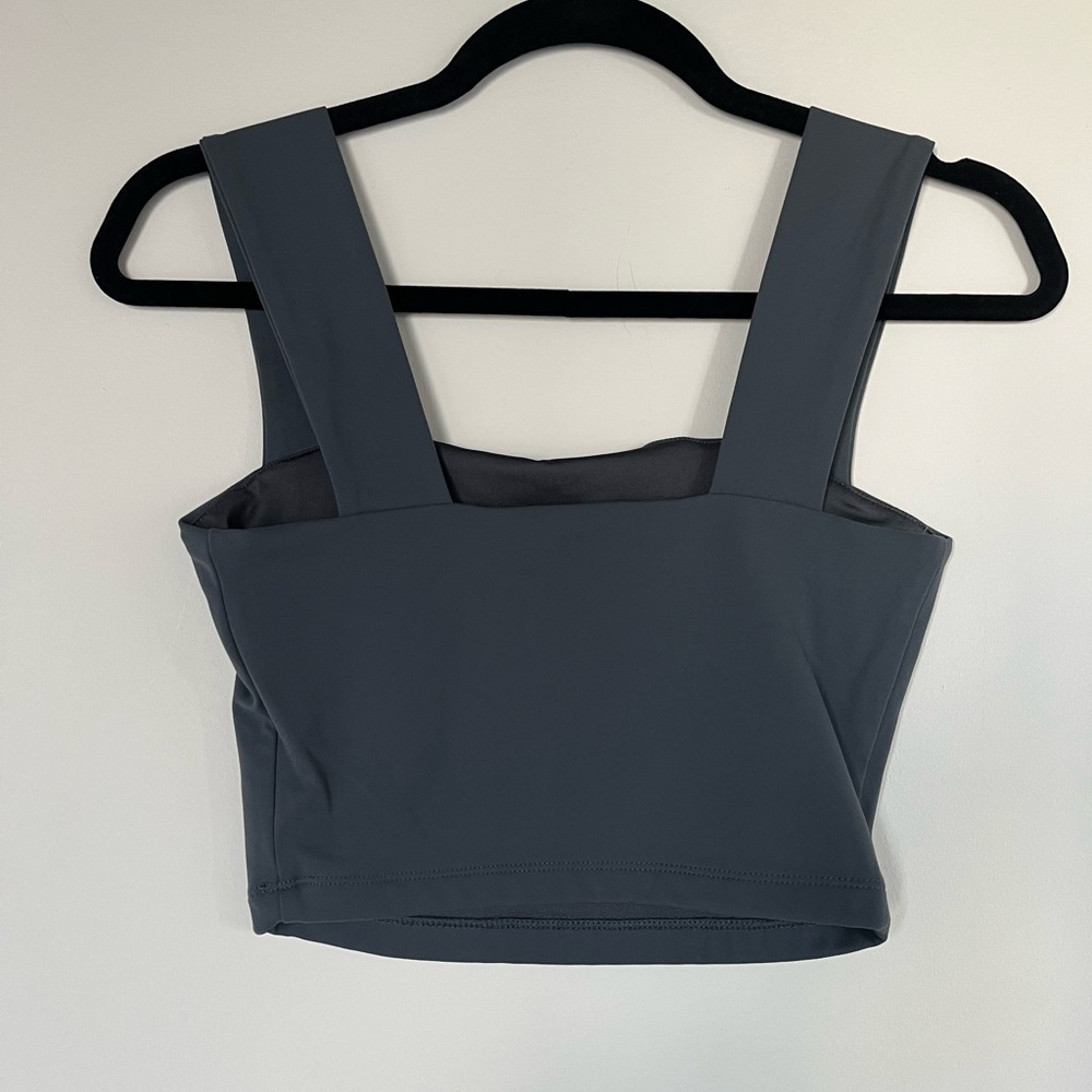 Dynamite Gray Sleeveless Crop Top size XS